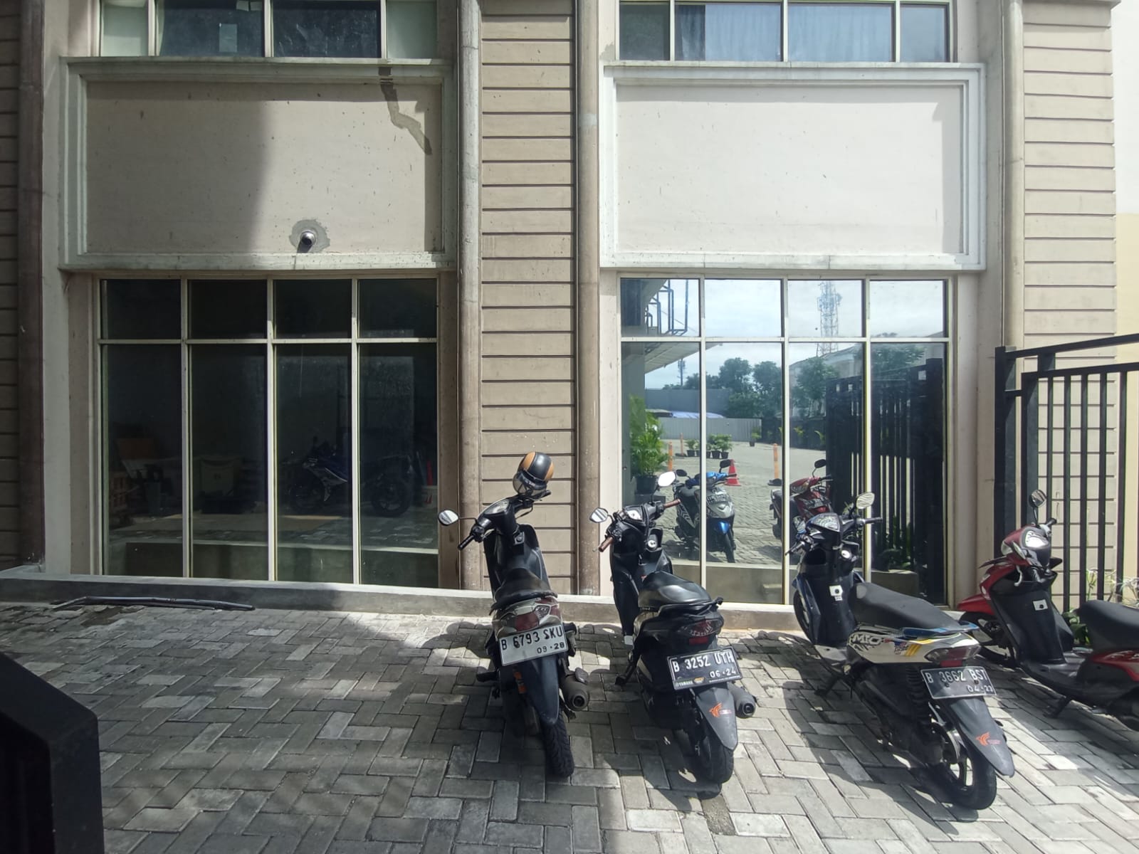 mengenal kaca film jenis jenis sticker